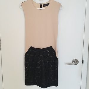 Maisonette  1977 fitted dress